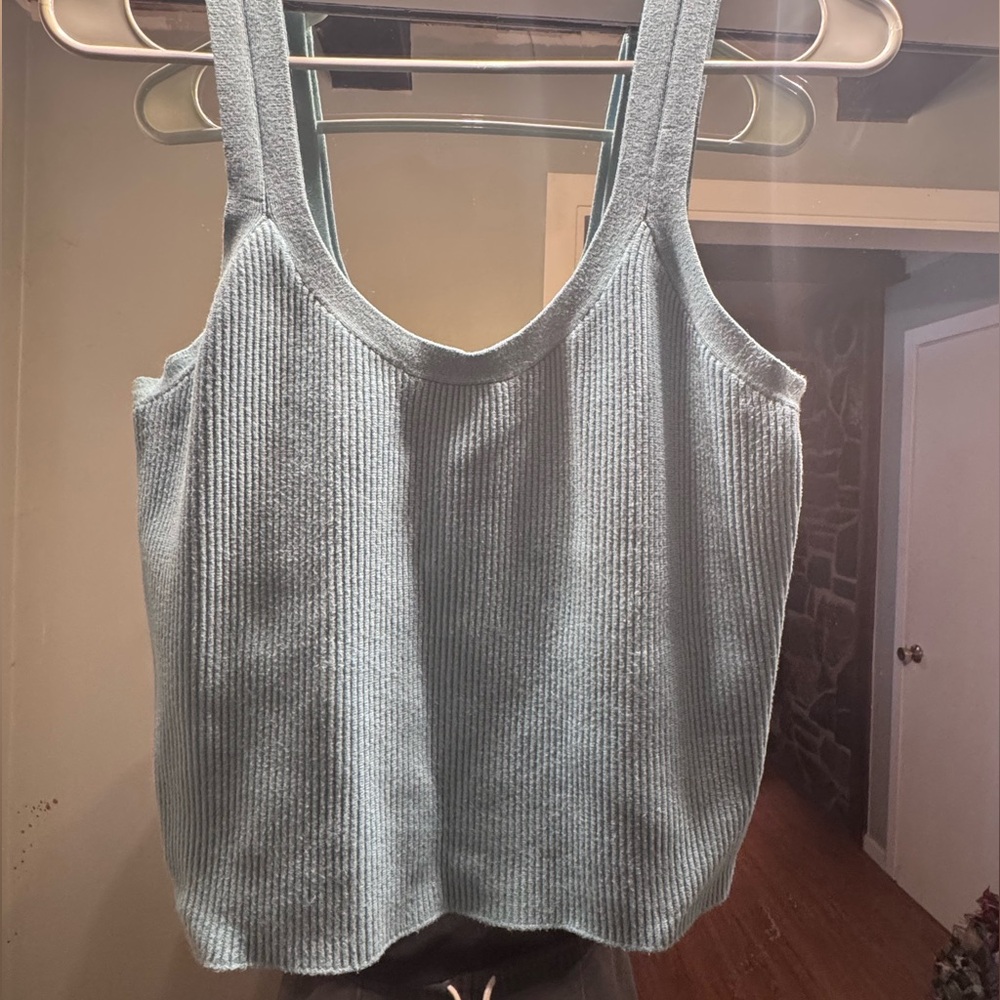 Baby blue cropped knit tank